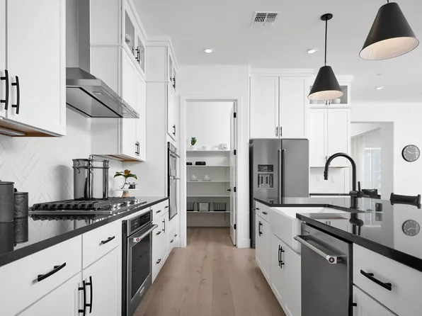 3764 Bradbury Ave, Lathrop, CA 95330