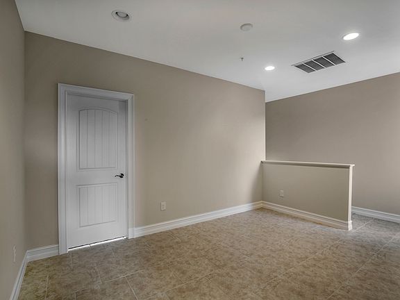 3rd image of 7139 Greenwood Park Cir APT 101