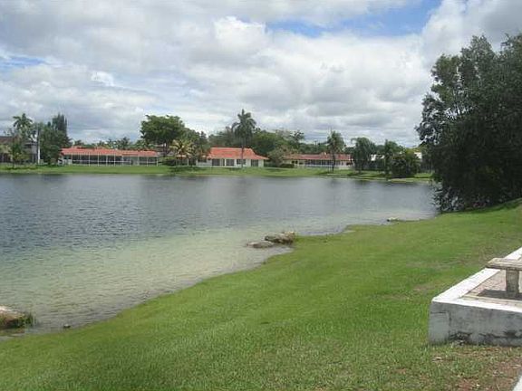 3rd image of 19420 Royal Birkdale Dr