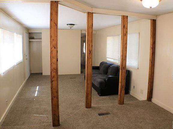 5th image of 2897 Applewood Dr