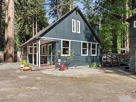 3rd image of 15555 - 15553 Old Cazadero Road