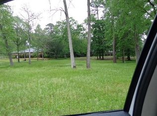 209 Brookhollow Dr, Huntsville, TX 77340