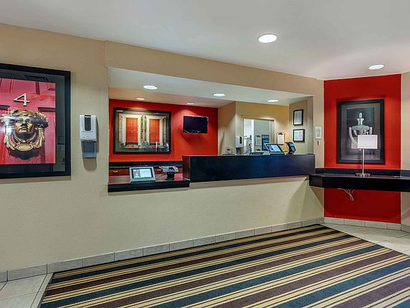 Lobby and Guest Check-in