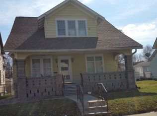 830 18th Ave #A, Moline, IL 61265