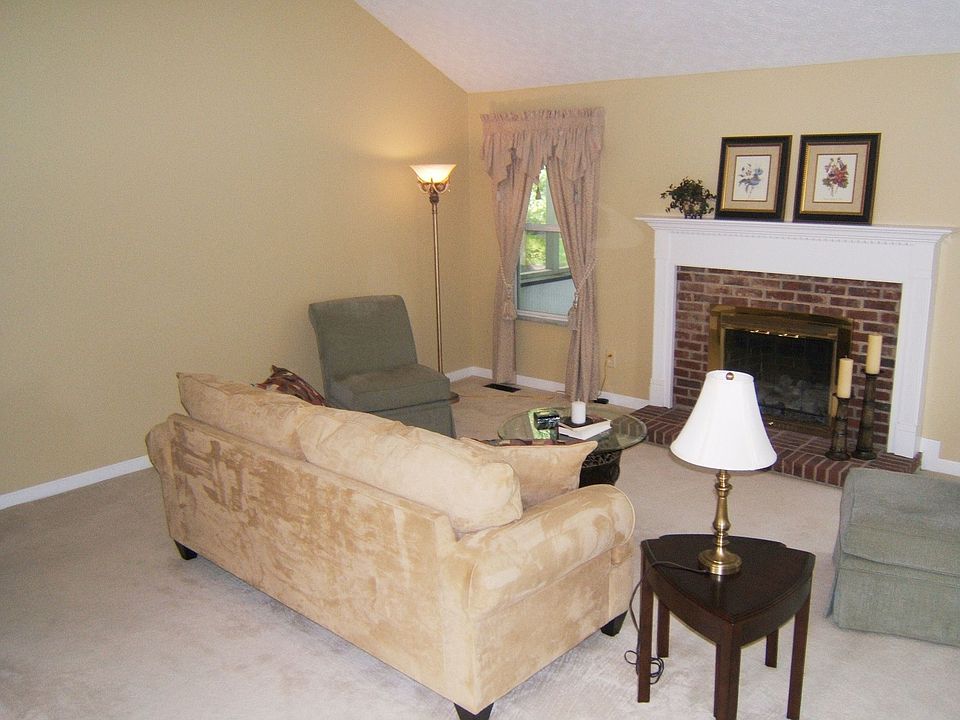 Vaulted great room