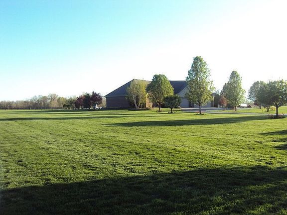 4th image of 8181 W County Road 100 S