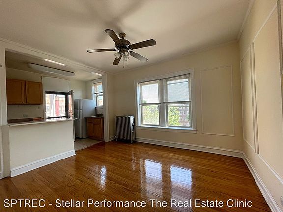 3rd image of 118 1/2 S Maple Ave APT A3