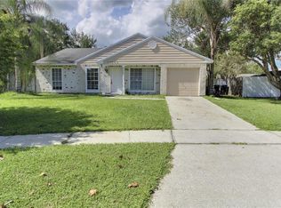 13845 Countryplace Dr, Orlando, FL 32826