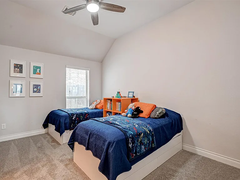 3510 Auburn Creek Cir — Photo 23
