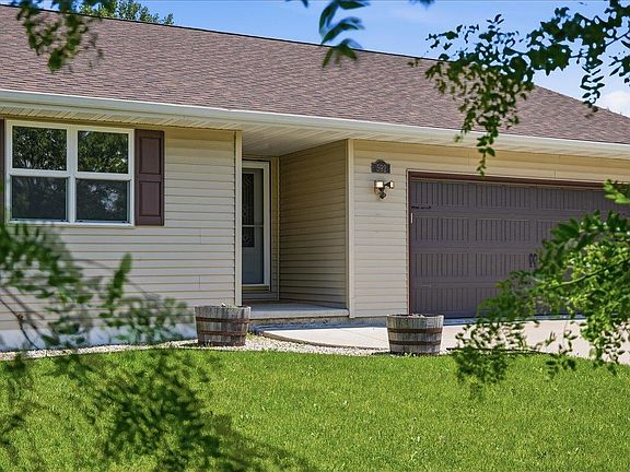 4th image of 592 Abey Dr