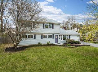 10 McKenney Cir, Andover, MA 01810