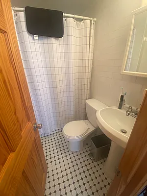 Rented by J Misrahi Realty Corp | media 15