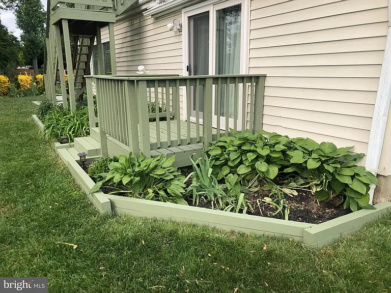 5350 Ravensworth Rd — Photo 96