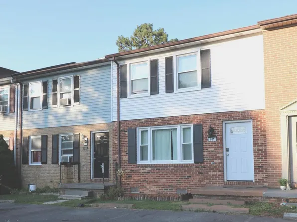 611 Carroll Dr, Stephens City, VA 22655