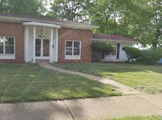 7315 Boellner Dr, Hazelwood, MO