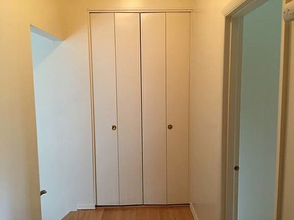 5th image of 107 Lauretta Ln