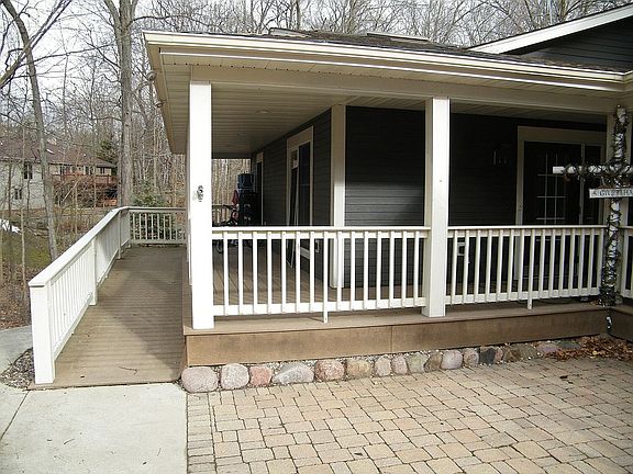 5th image of 8406 Whitewood Dr