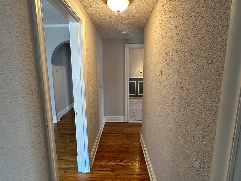 7355 Lindell Blvd #201 — Photo 10