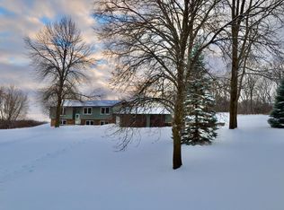 4245 Plum Creek Rd, Elko, MN 55020