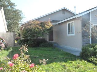 1120 Silverado Ave #A, McKinleyville, CA 95519