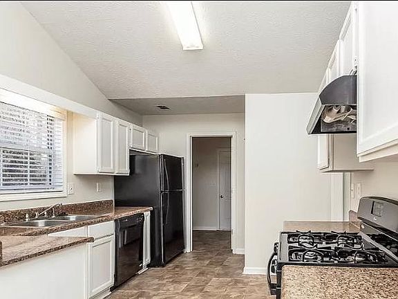 5th image of 1554 Ida Ln