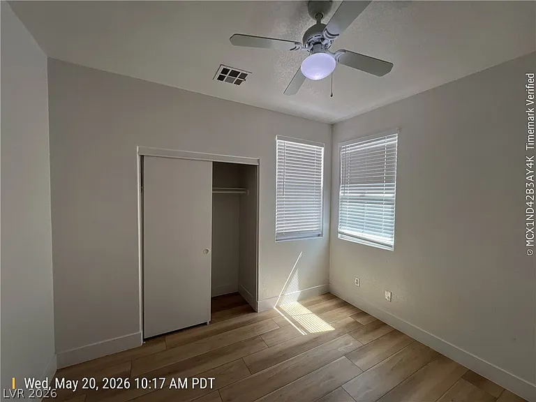 8027 Sapphire Cove Ave — Photo 15