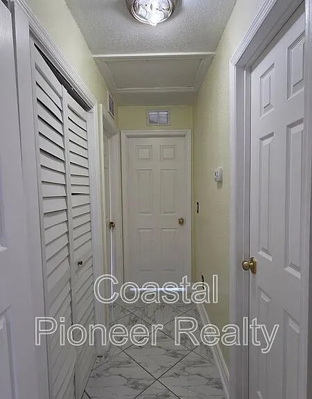 5005 Dollarway Ct — Photo 22