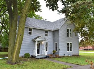 922 Van Buren St, Belvidere, IL 61008