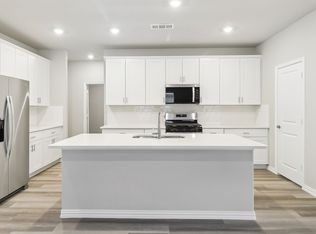 901 Lily Ln, Lavon, TX 75166