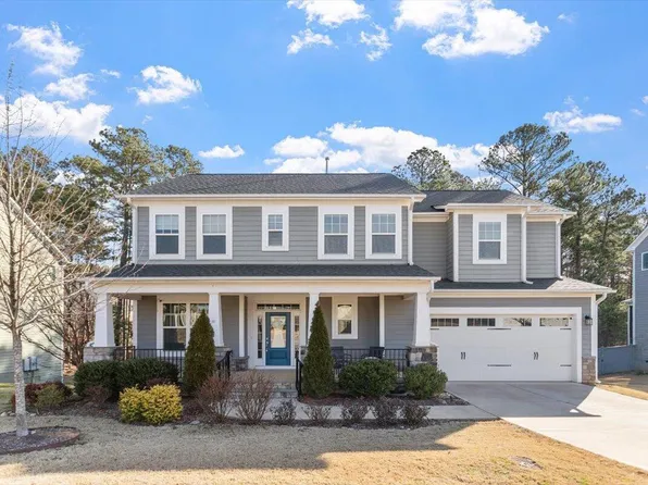 401 River Falls Dr, Apex, NC 27539