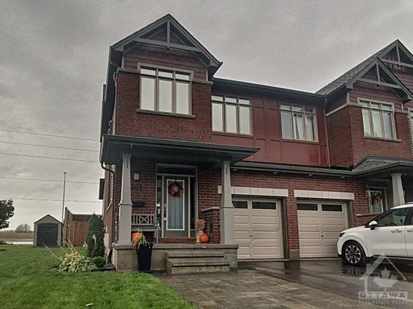 501 Rioja St, Ottawa, ON K2S 0V9