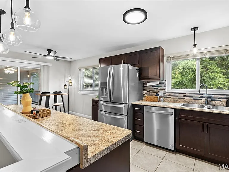 132 Keene Ct — Photo 8