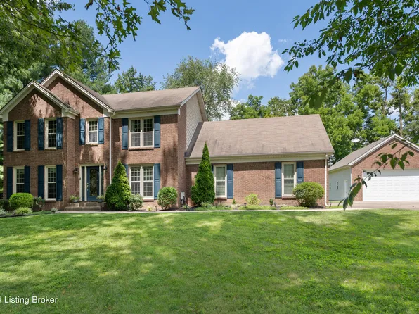 9909 Secretariat Dr, Goshen, KY 40026