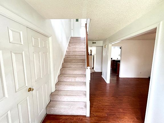 3rd image of 1409 Plum Ave