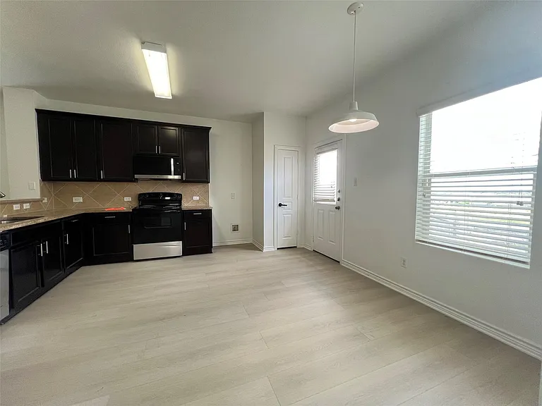 13509 Coomer Path — Photo 6