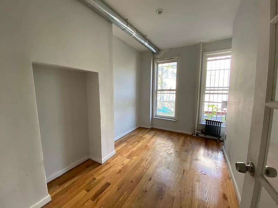 1st image of 197 Wyckoff Ave Floor 2