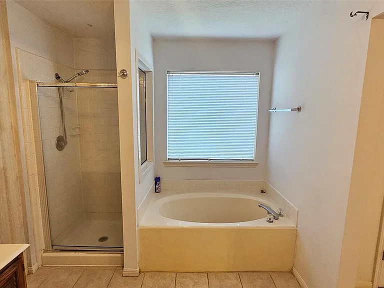 21435 Park Mill Ln — Photo 24
