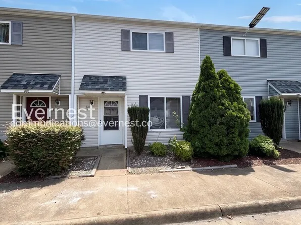 161 Jenness Ln, Newport News, VA 23602