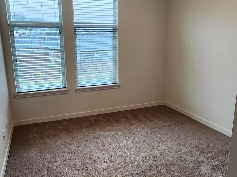 Cedar Commons — Photo 12