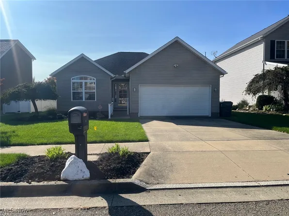 889 Liberty Ct SW, Massillon, OH 44647