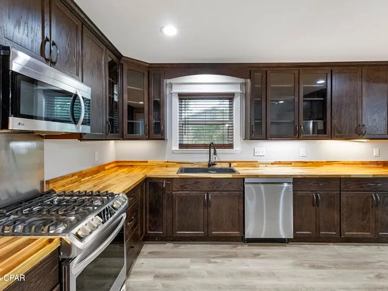 248 Sukoshi Dr — Photo 10