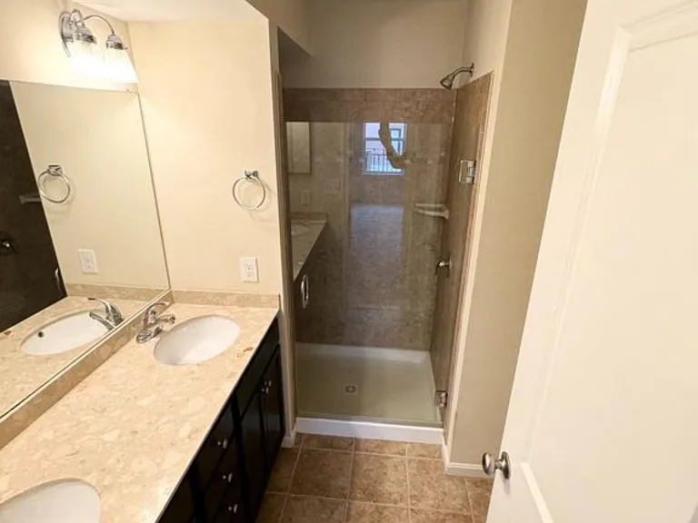 4629 Dillon Pl — Photo 12