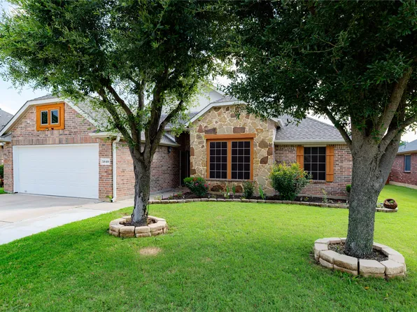 5840 Somerton Dr, Grand Prairie, TX 75052