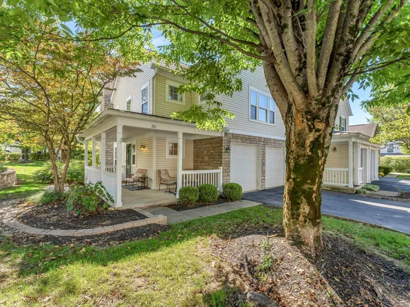 381 Sycamore Woods Ln, Columbus, OH 43230