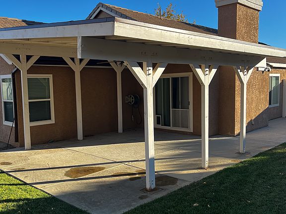 3rd image of 42453 La Gabriella Dr