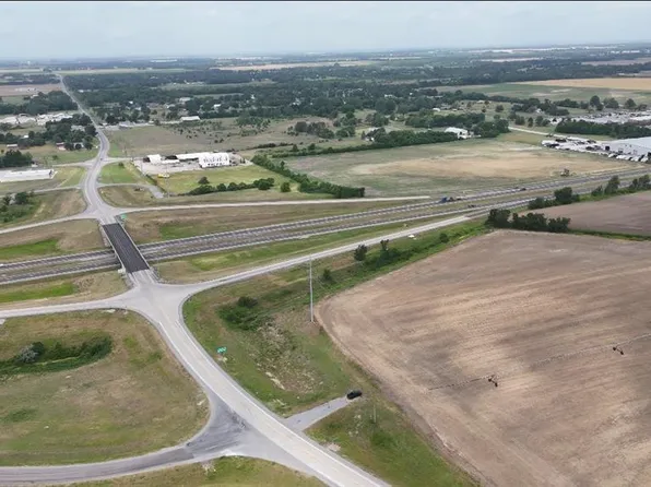2338 S Acres Dr, Sikeston, MO 63801