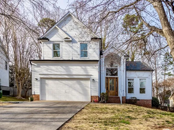 211 McCleary Ct, Cary, NC 27513