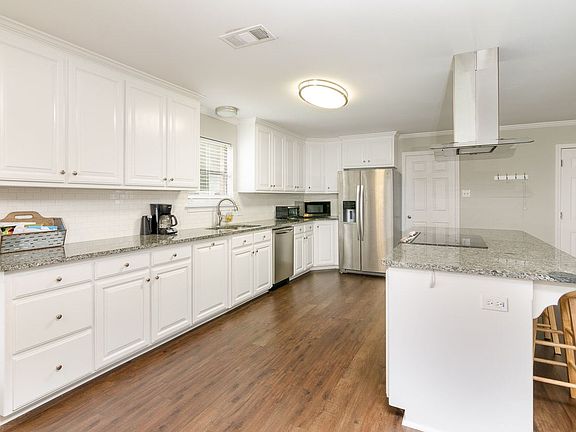 4th image of 28750 Dabney Dr