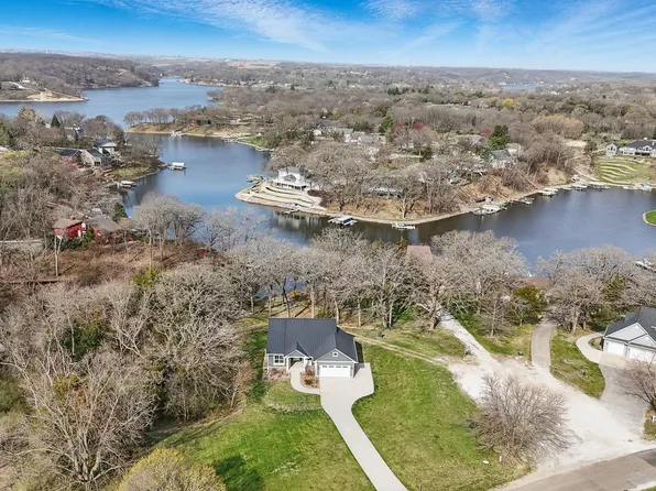 4887 Panorama Dr, Panora, IA 50216