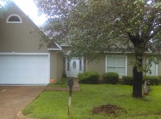 524 McDonald Dr, Clinton, MS 39056